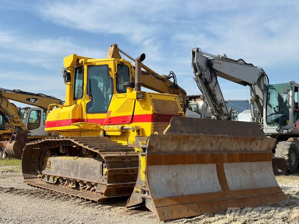 Komatsu D61PX-15EO Kāpurķēžu buldozeri