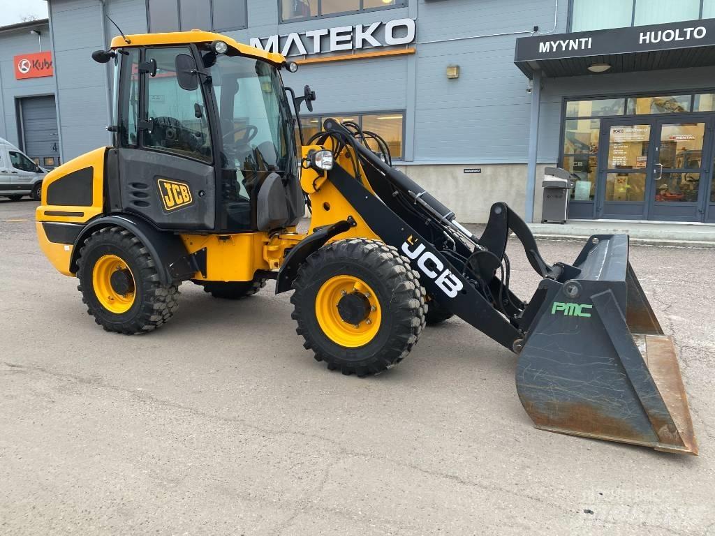 JCB 407 T4 Iekrāvēji uz riteņiem
