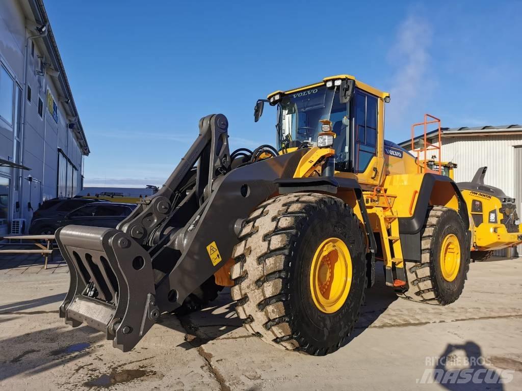 Volvo L220H Iekrāvēji uz riteņiem