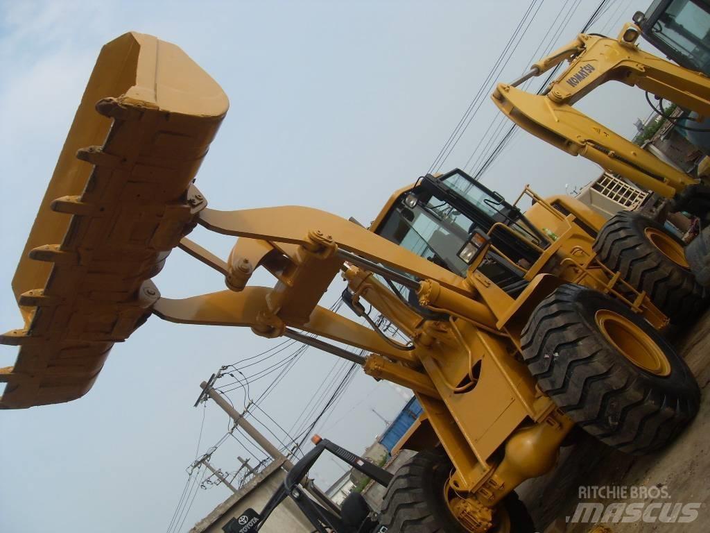 CAT 966 G Iekrāvēji uz riteņiem