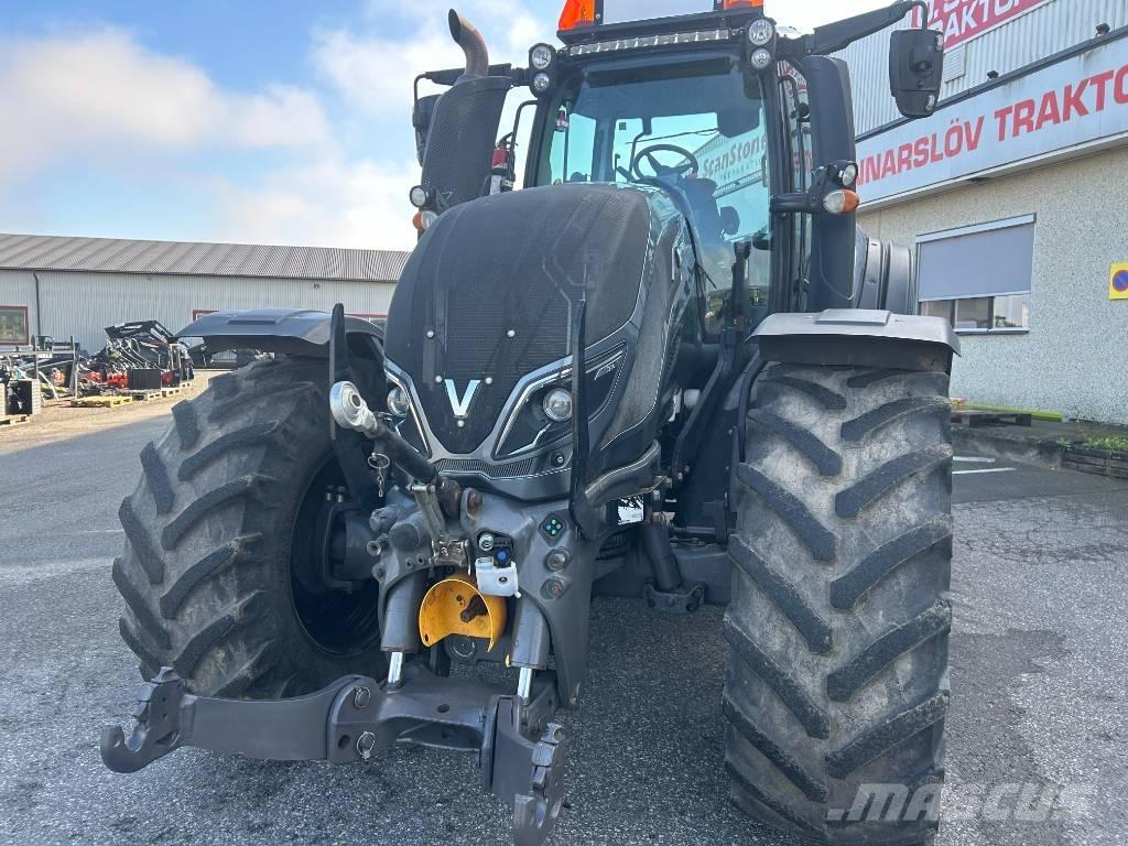 Valtra T 214 D Traktori