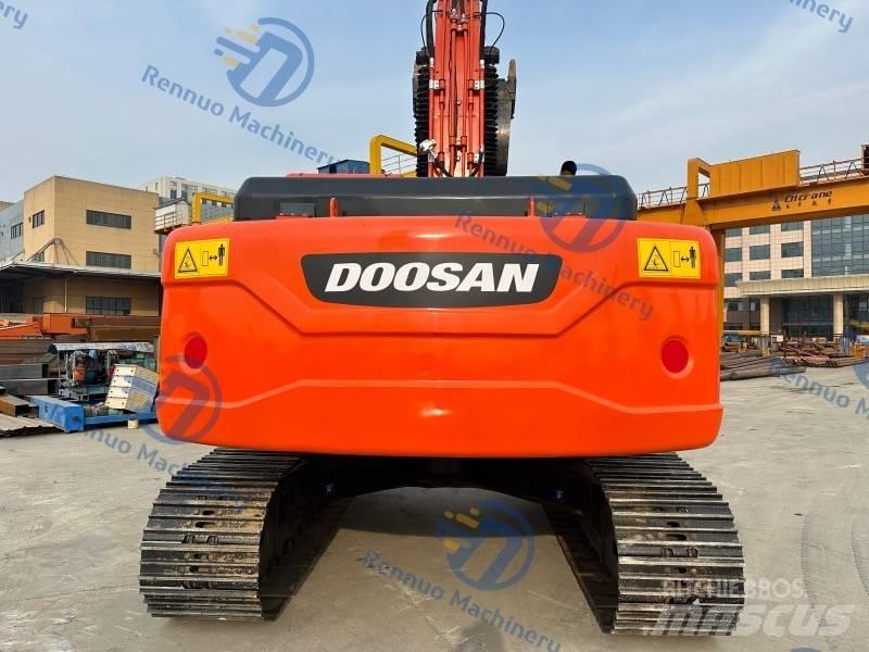 Doosan DX 225 LC-9C Kāpurķēžu ekskavatori