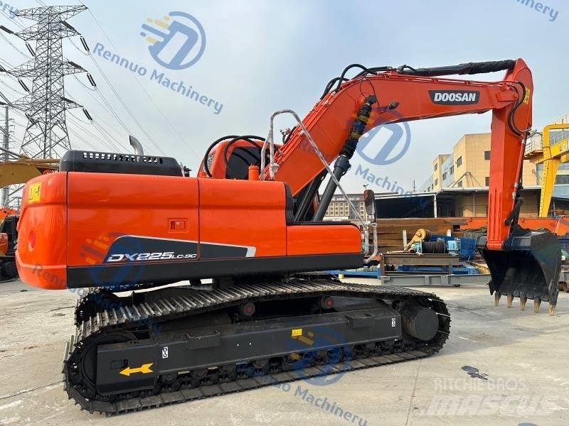 Doosan DX 225 LC-9C Kāpurķēžu ekskavatori
