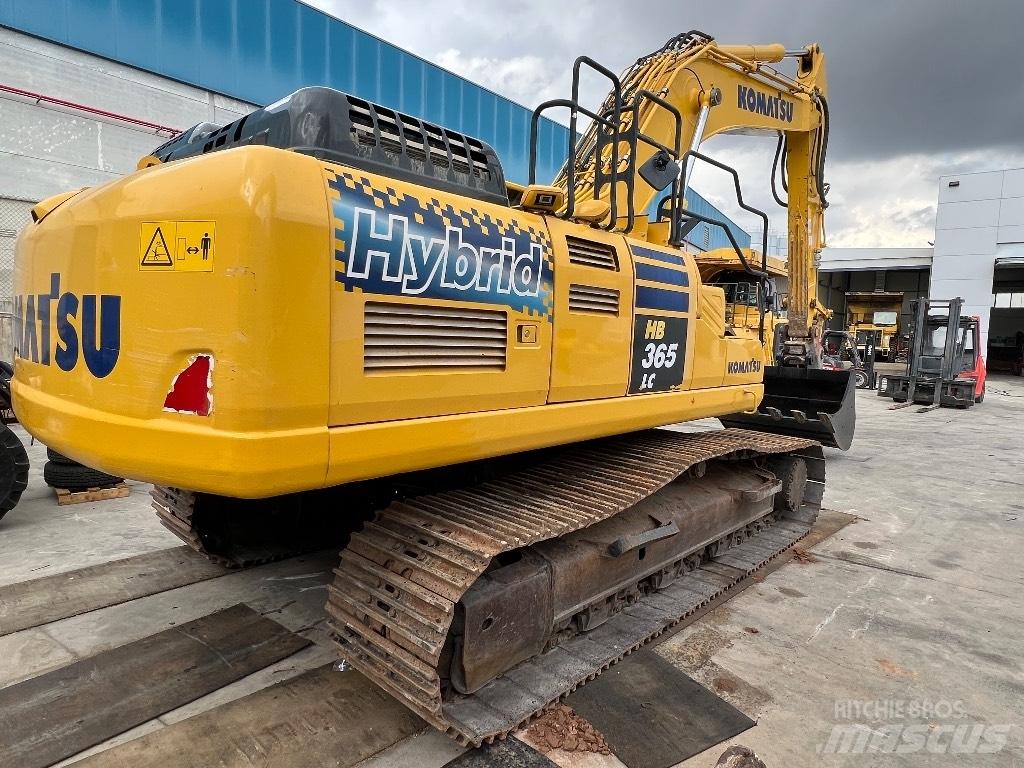 Komatsu HB365 LC-3 Kāpurķēžu ekskavatori