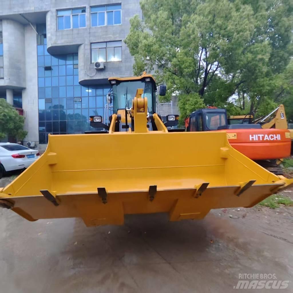 SDLG 958F Iekrāvēji uz riteņiem