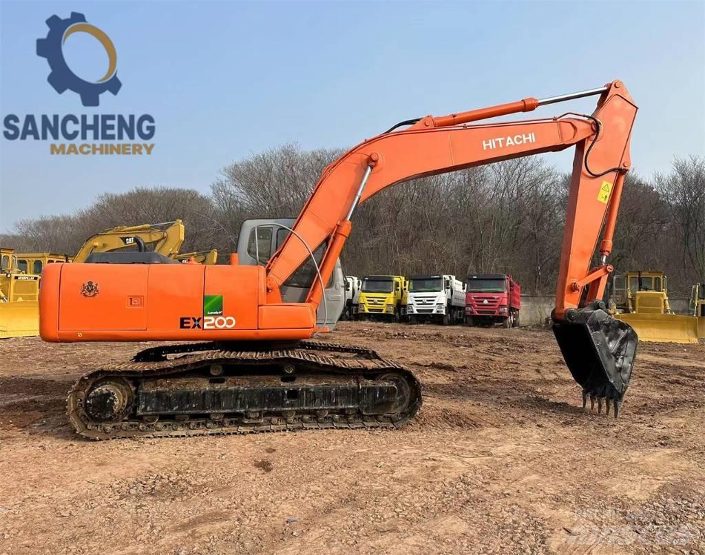 Hitachi EX 200 Kāpurķēžu ekskavatori