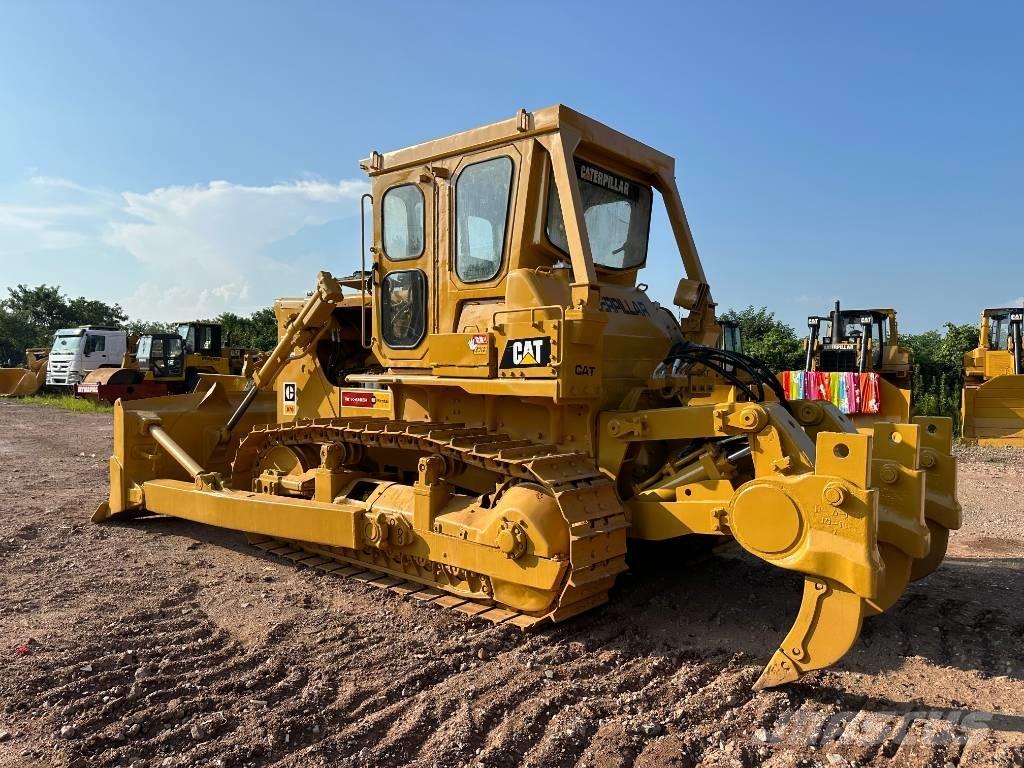 CAT D 7 G Kāpurķēžu buldozeri