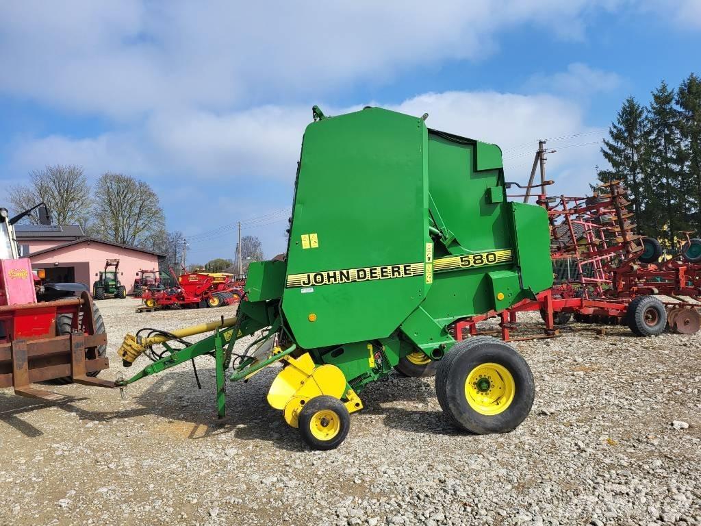 John Deere 580 Rituļu preses