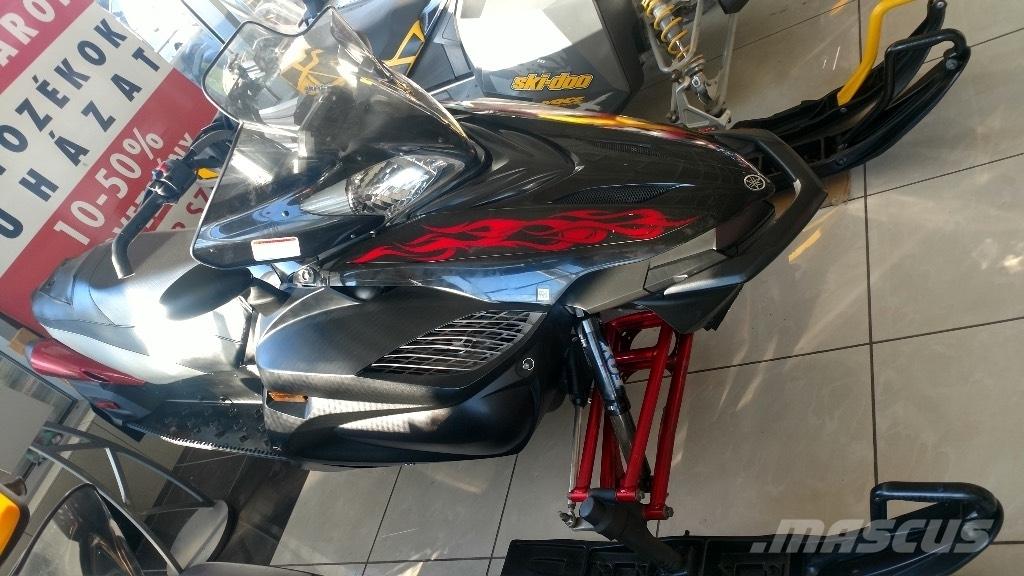 Yamaha Apex 1000 Sniega motocikli