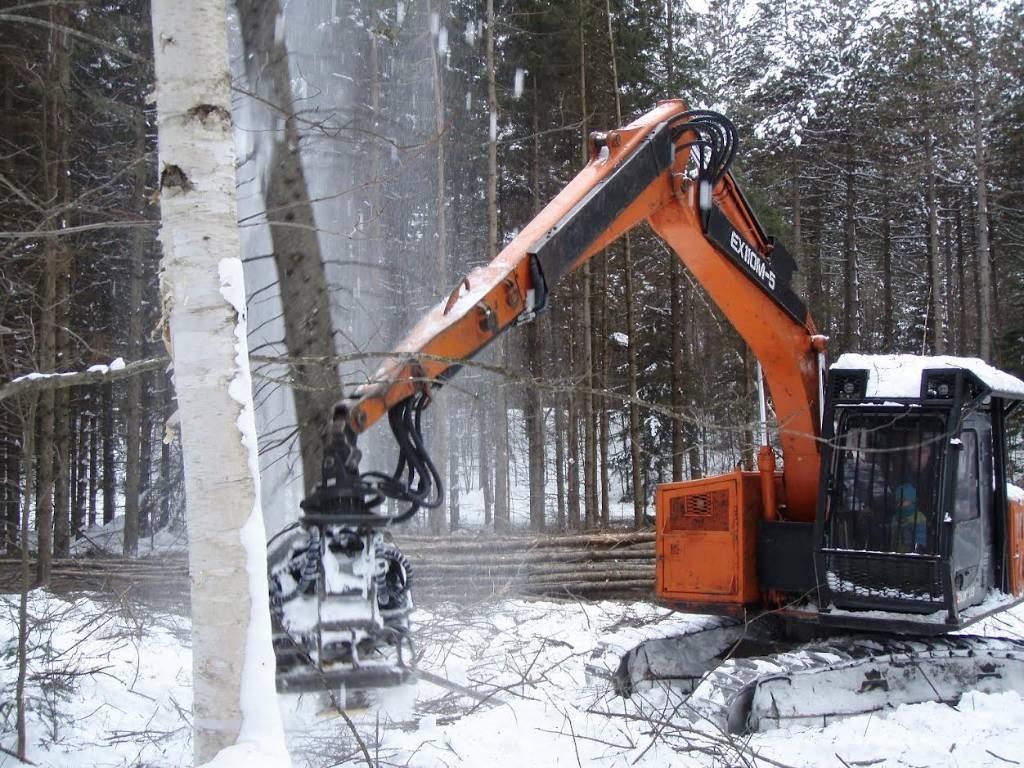 Hitachi EX110M-5 Harvesteri
