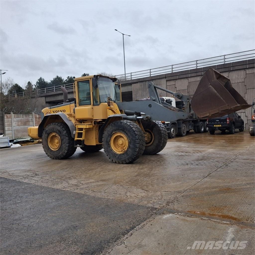 Volvo L 120 E Iekrāvēji uz riteņiem