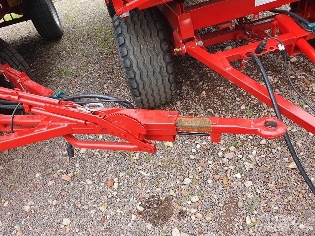 Farmtech ZDK 800 Pašizgāzējs