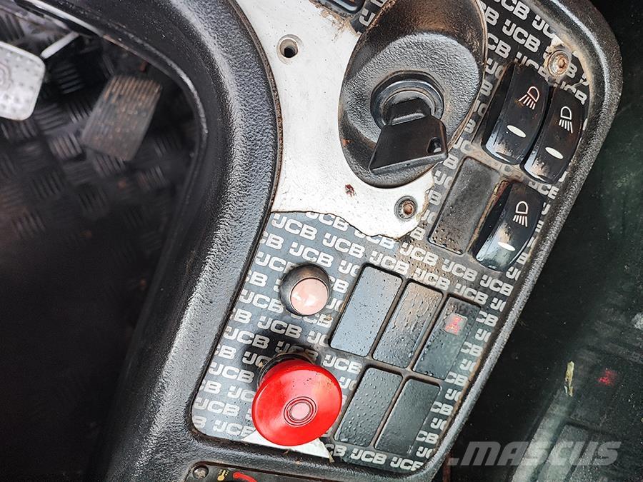 JCB TLT35D 4x4 Teleskopiskie manipulatori