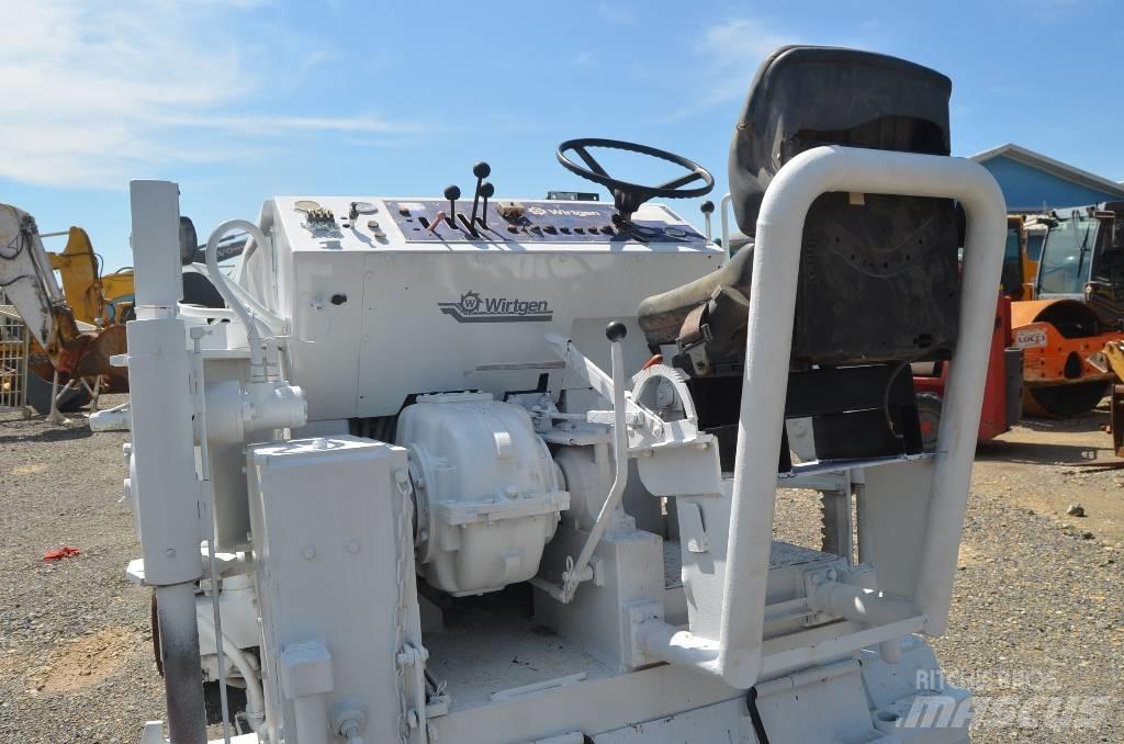 Wirtgen W1000L Asfalta dzesēšanas iekārtas