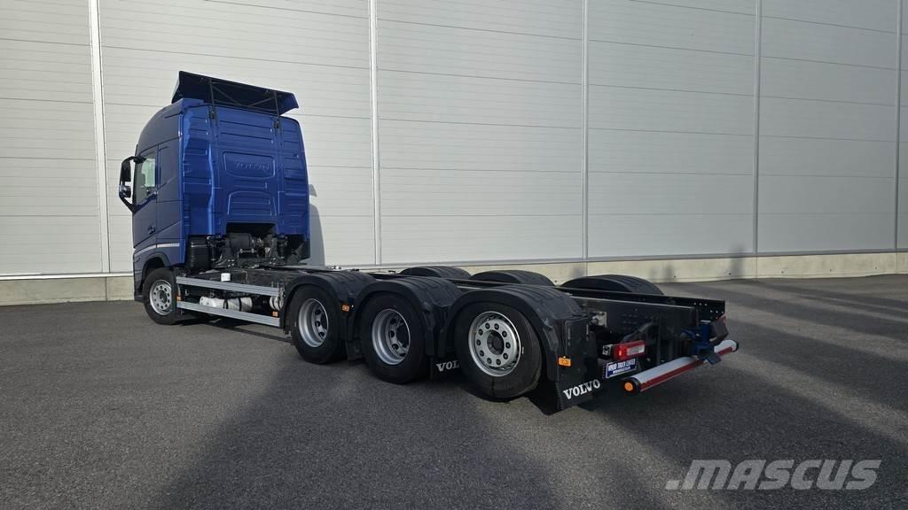 Volvo FH Šasija ar kabīni