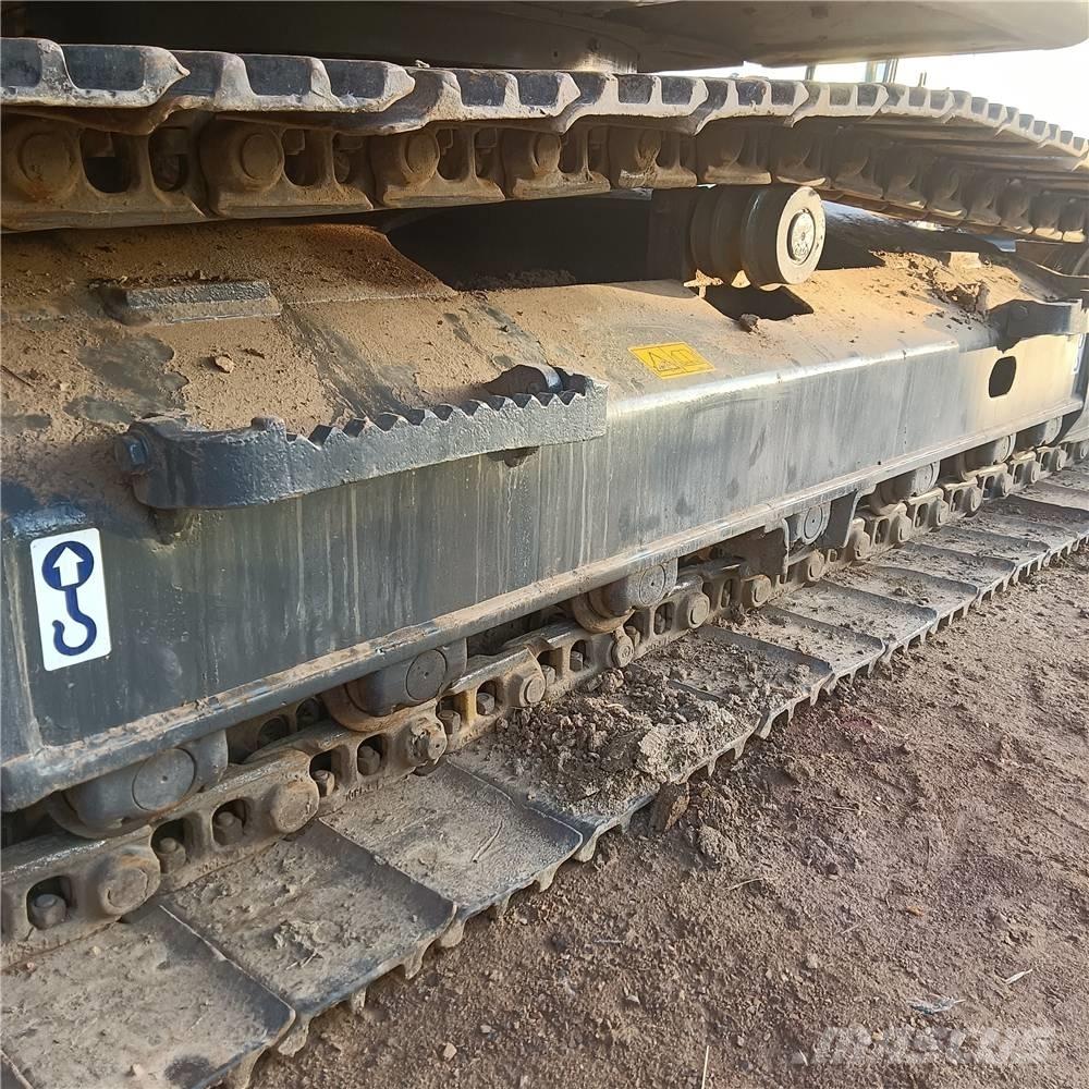 Volvo EC140B Kāpurķēžu ekskavatori