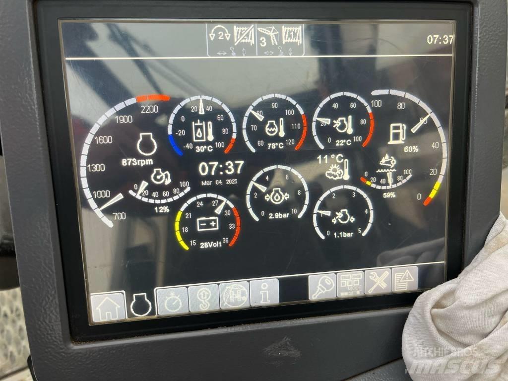 Liebherr LR 1160 Kāpurķēžu ceļamkrāni