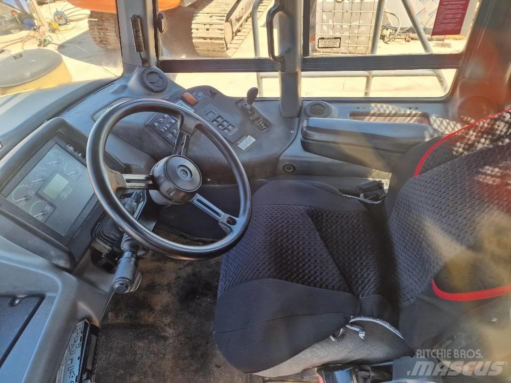 Bell B35D 6x6 Artikulētie pašizgāzēji