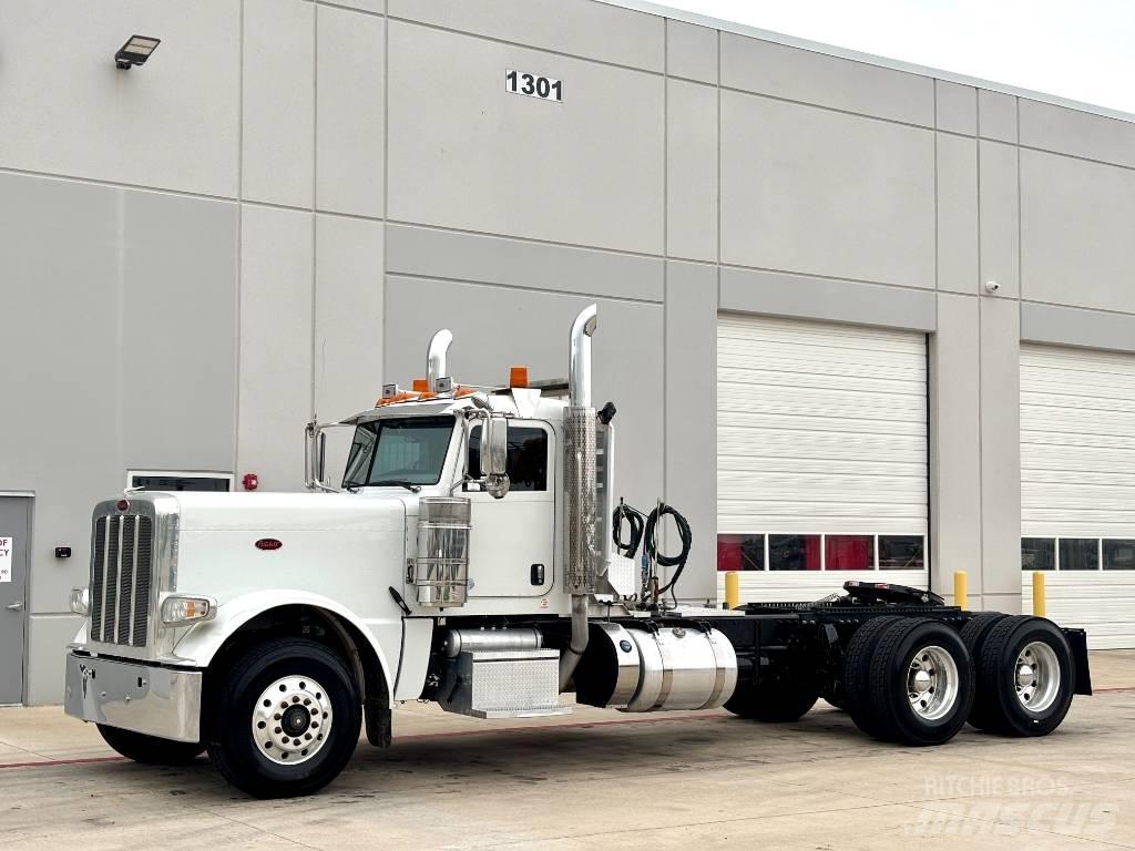 Peterbilt 389 Vilcēji