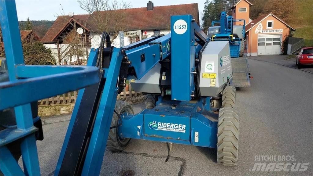 JLG H340AJ Strēles pacēlāji