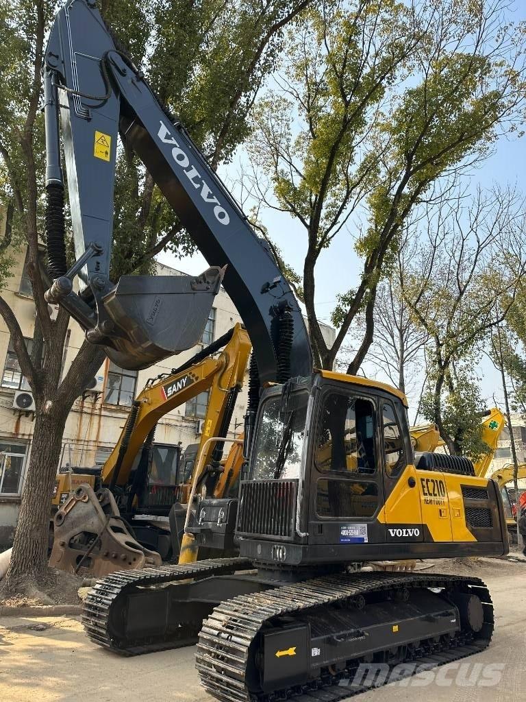 Volvo EC 210 Kāpurķēžu ekskavatori