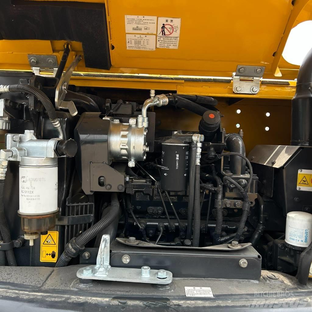 Komatsu 60-8 Kāpurķēžu ekskavatori