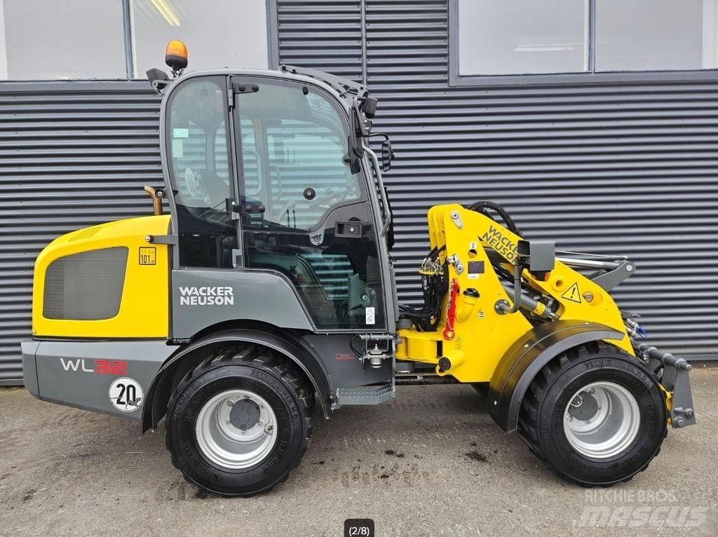 Wacker Neuson WL 32 Iekrāvēji uz riteņiem