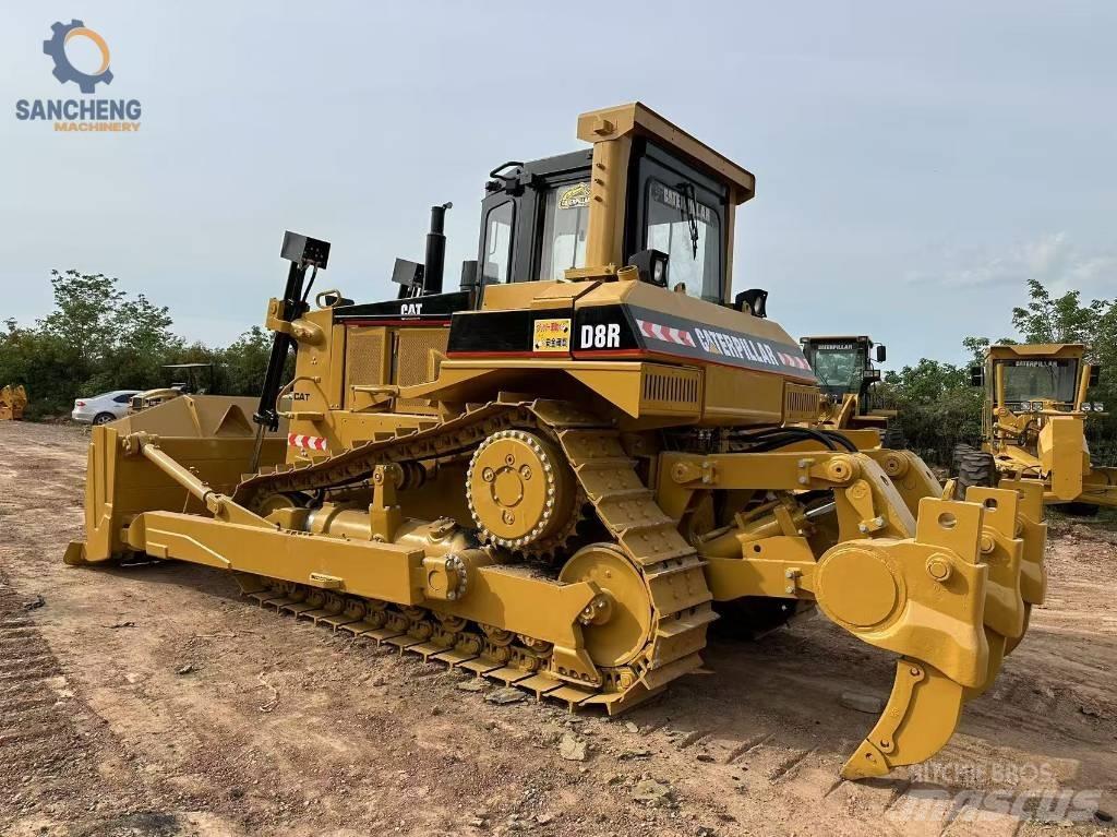 CAT D 8 R Kāpurķēžu buldozeri