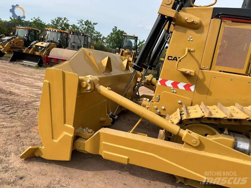 CAT D 8 R Kāpurķēžu buldozeri