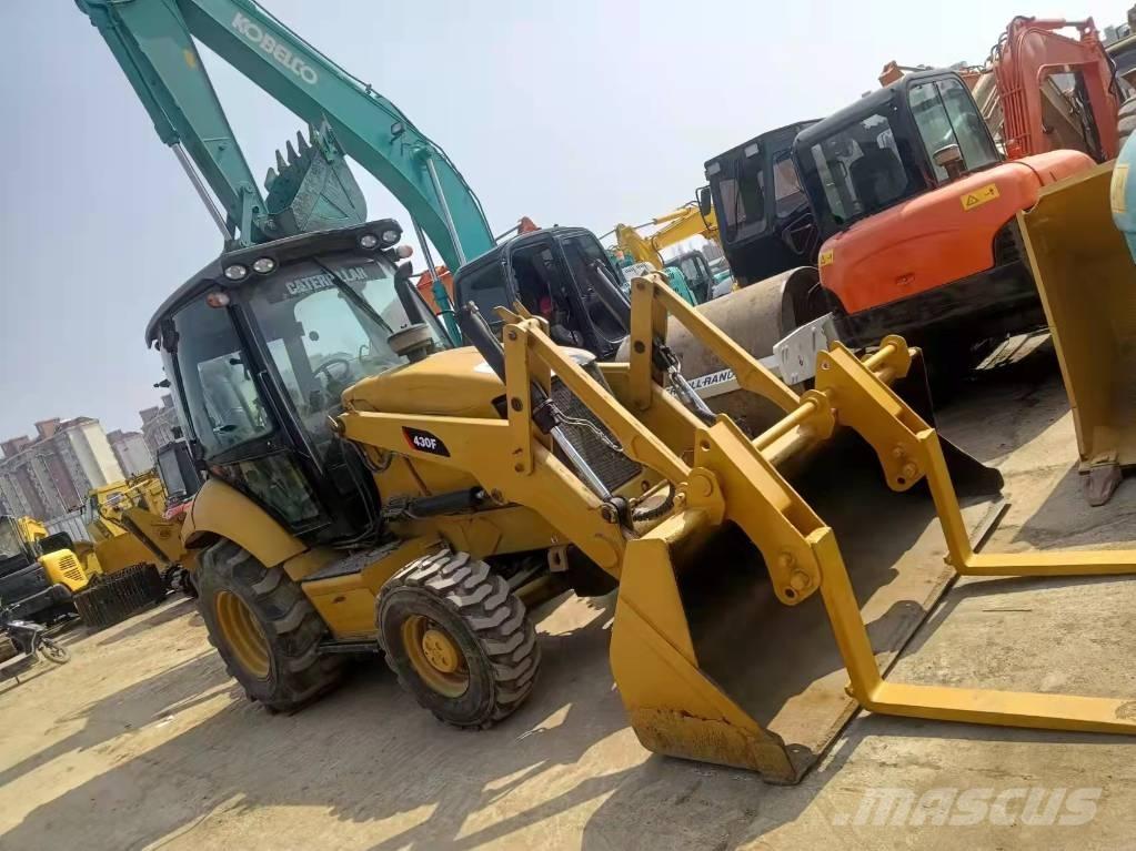 CAT 430F Ekskavatori-iekrāvēji