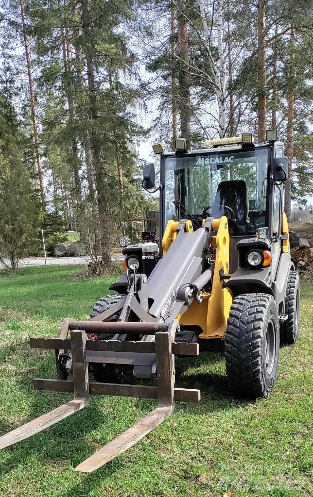 Mecalac AX850 Iekrāvēji uz riteņiem