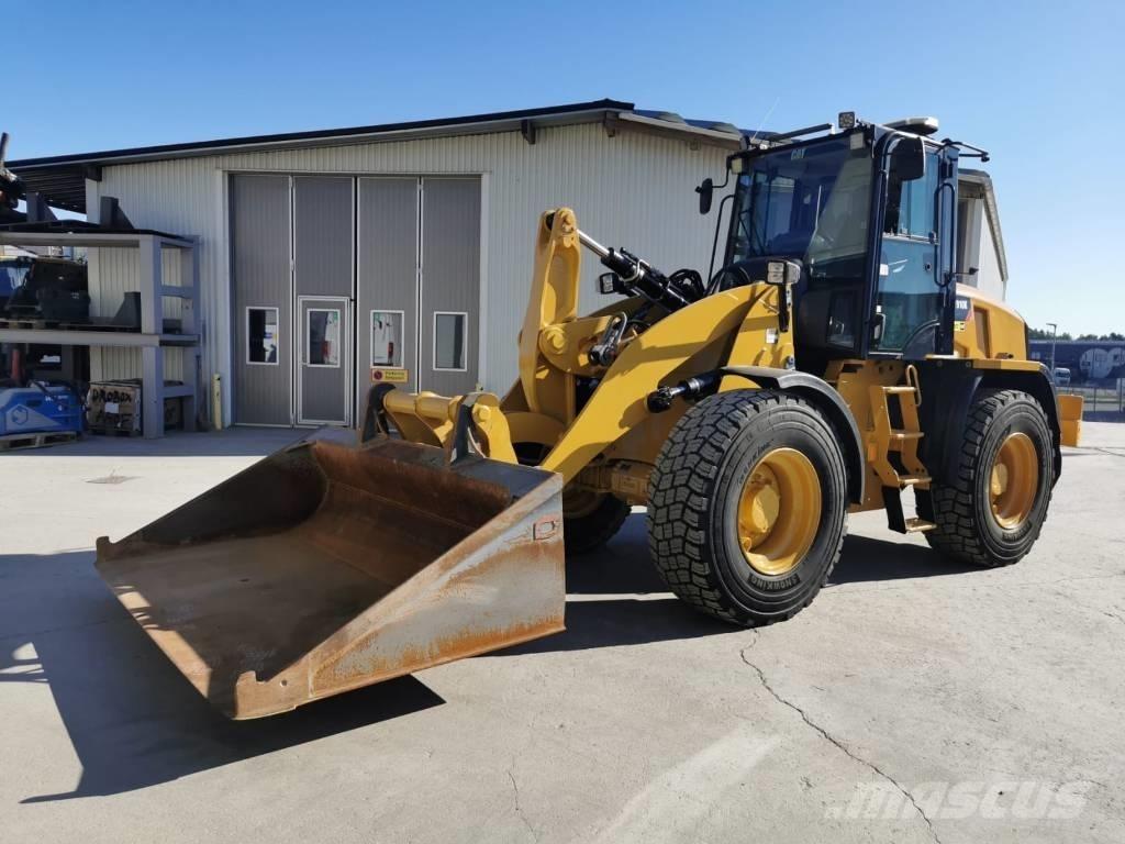 CAT 910 K Iekrāvēji uz riteņiem
