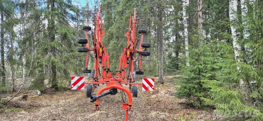 Kuhn GA 8121 Vālotāji