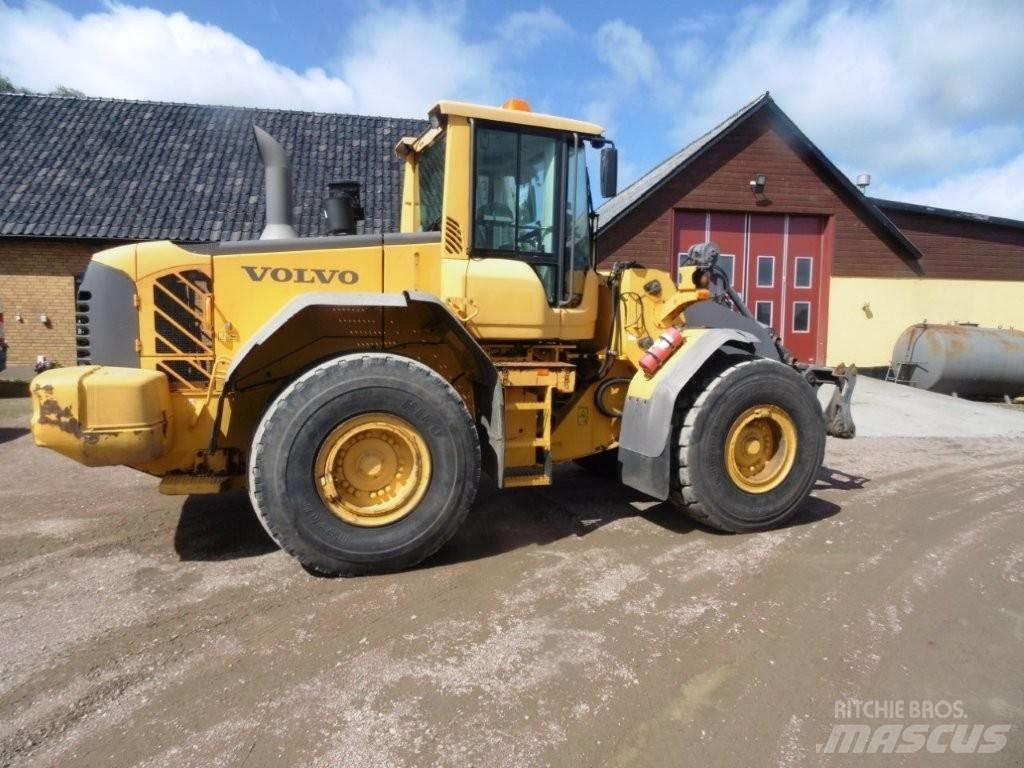 Volvo L 120 F Iekrāvēji uz riteņiem