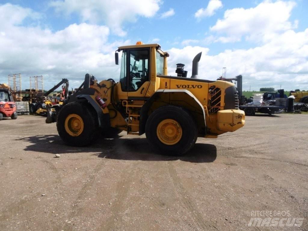 Volvo L 120 F Iekrāvēji uz riteņiem