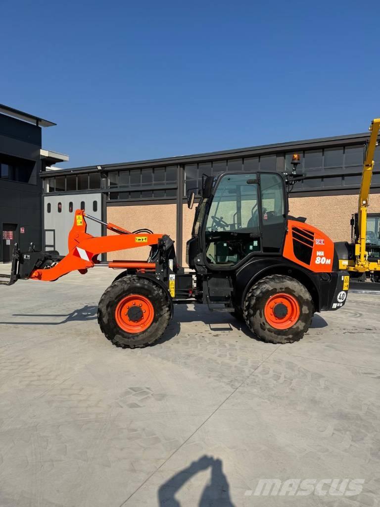 Komatsu WA 80 M-8 Iekrāvēji uz riteņiem