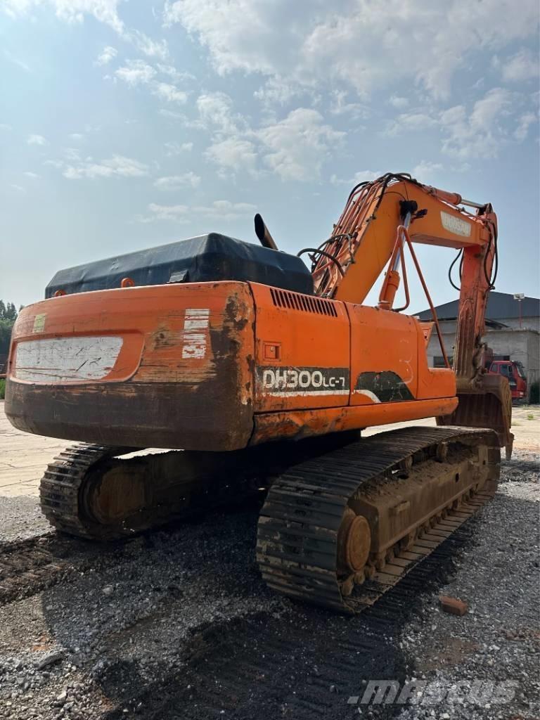 Doosan DH300 Kāpurķēžu ekskavatori