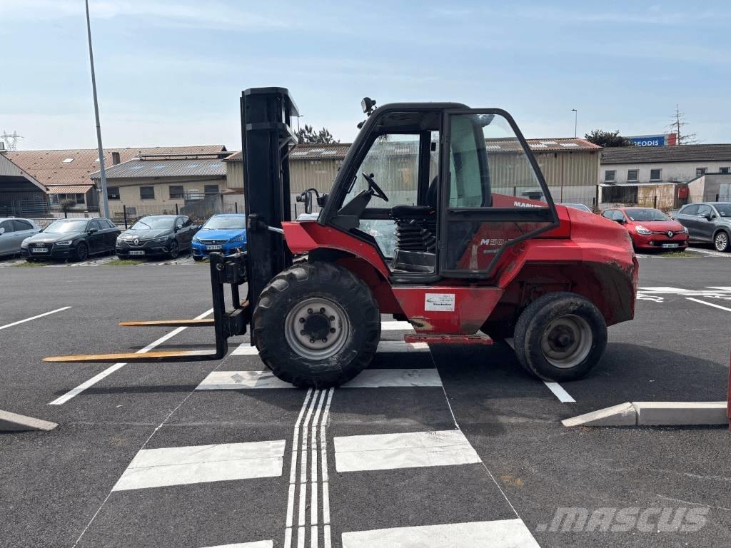 Manitou M 50 Tehnika ar dīzeļa dzinēju