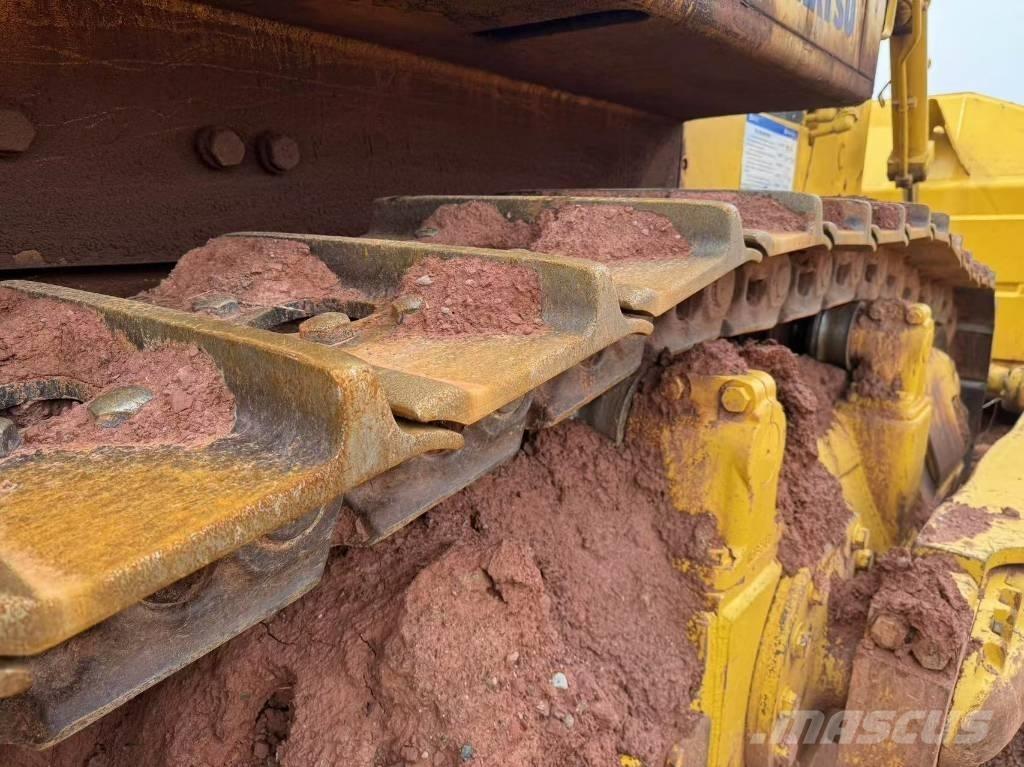 Komatsu D 375 A Kāpurķēžu buldozeri