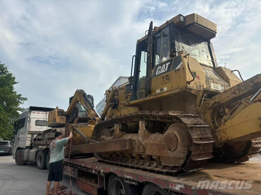 CAT D7G2 Kāpurķēžu buldozeri