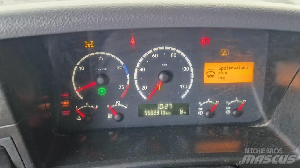 Scania R500 6X2 Treileri ar āķi