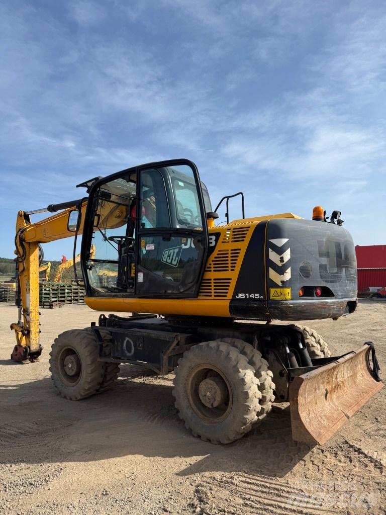 JCB JS 145 W Ekskavatori uz riteņiem
