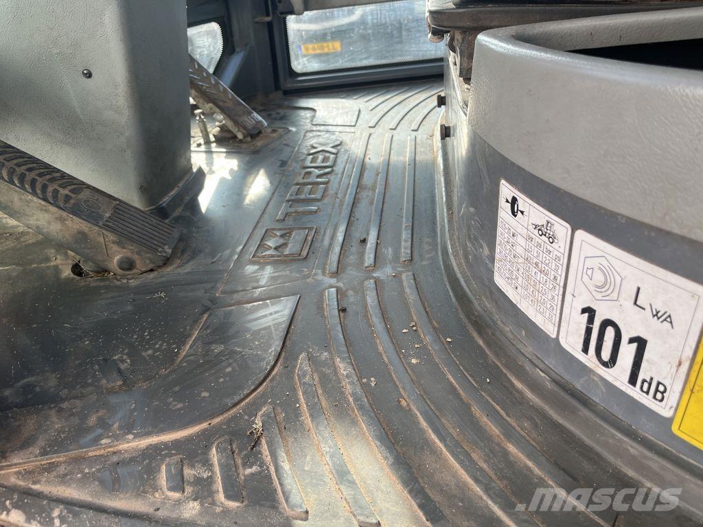 Terex TL100 Iekrāvēji uz riteņiem