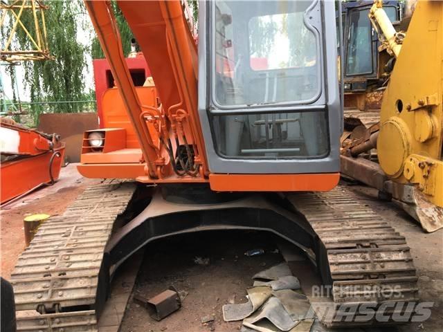 Hitachi EX100 Kāpurķēžu ekskavatori