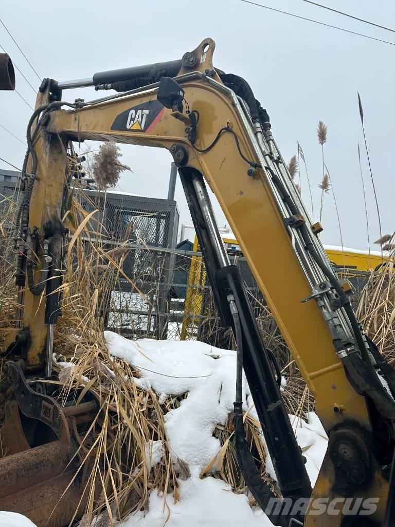 CAT 304 E 2 CR Mini ekskavatori < 7 t