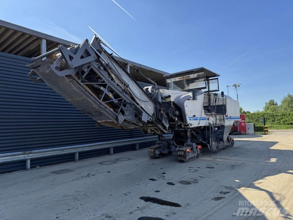 Wirtgen W 210 Asfalta dzesēšanas iekārtas