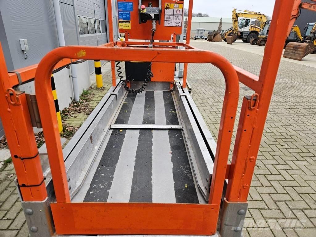 JLG 1930 ES Šķerveida pacēlāji