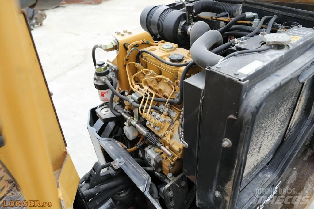 CAT CB 224 E Divvalču grunts veltņi