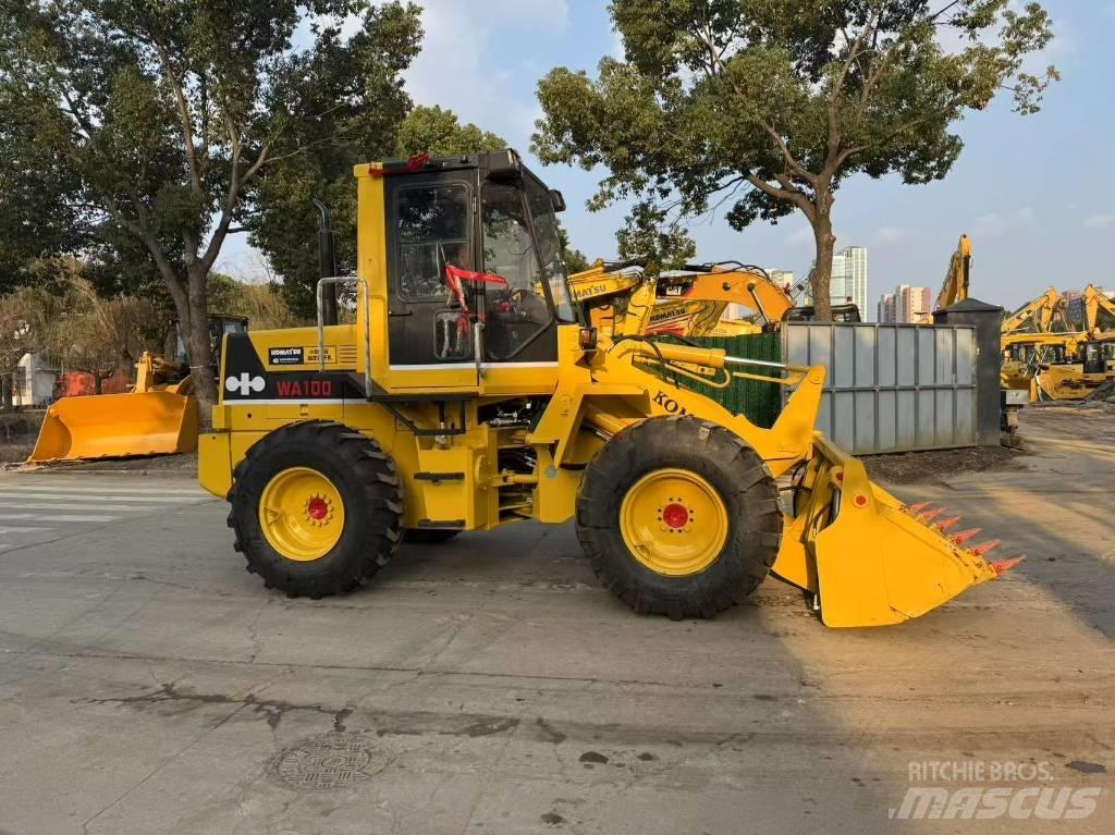 Komatsu WA100-1 Iekrāvēji uz riteņiem