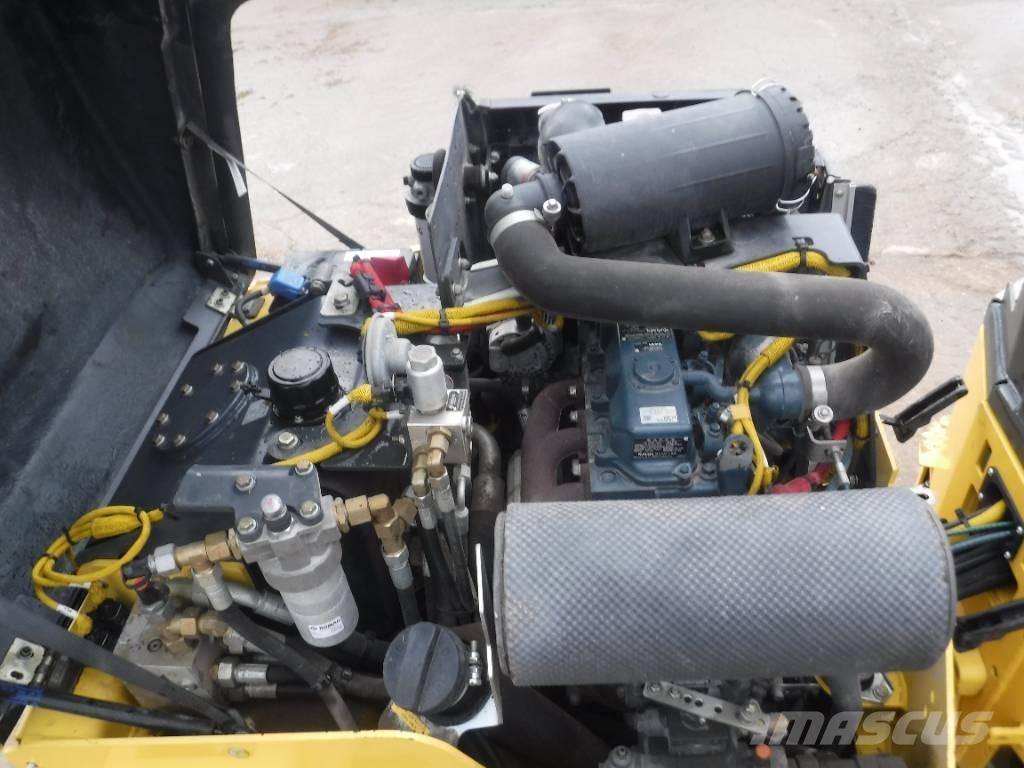 Bomag BW 120 AD-5 Divvalču grunts veltņi